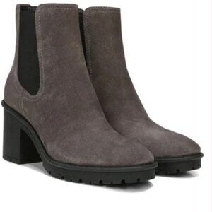 NEW IN BOX Vince Henderson Weatherproof Chelsea Dark Grey Suede Boots 8.5